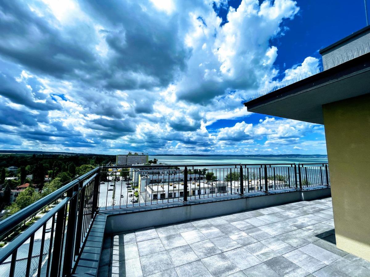 Ellby Apartman - Penthouse - Hostaid Siófok Exteriér fotografie