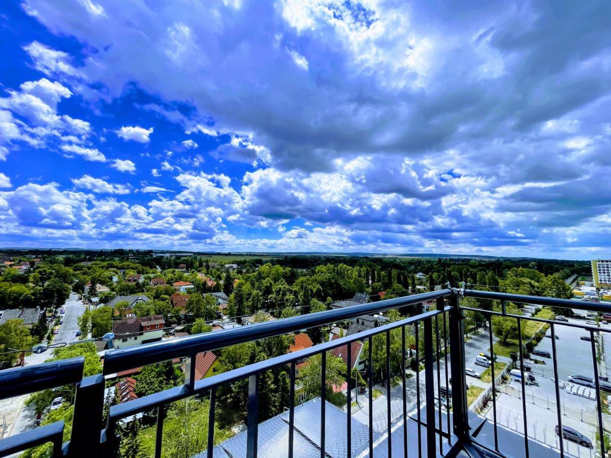 Ellby Apartman - Penthouse - Hostaid Siófok Exteriér fotografie
